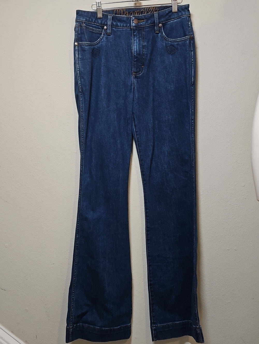 Wrangler Women's 32 Waist Deep Indigo Flare Jeans